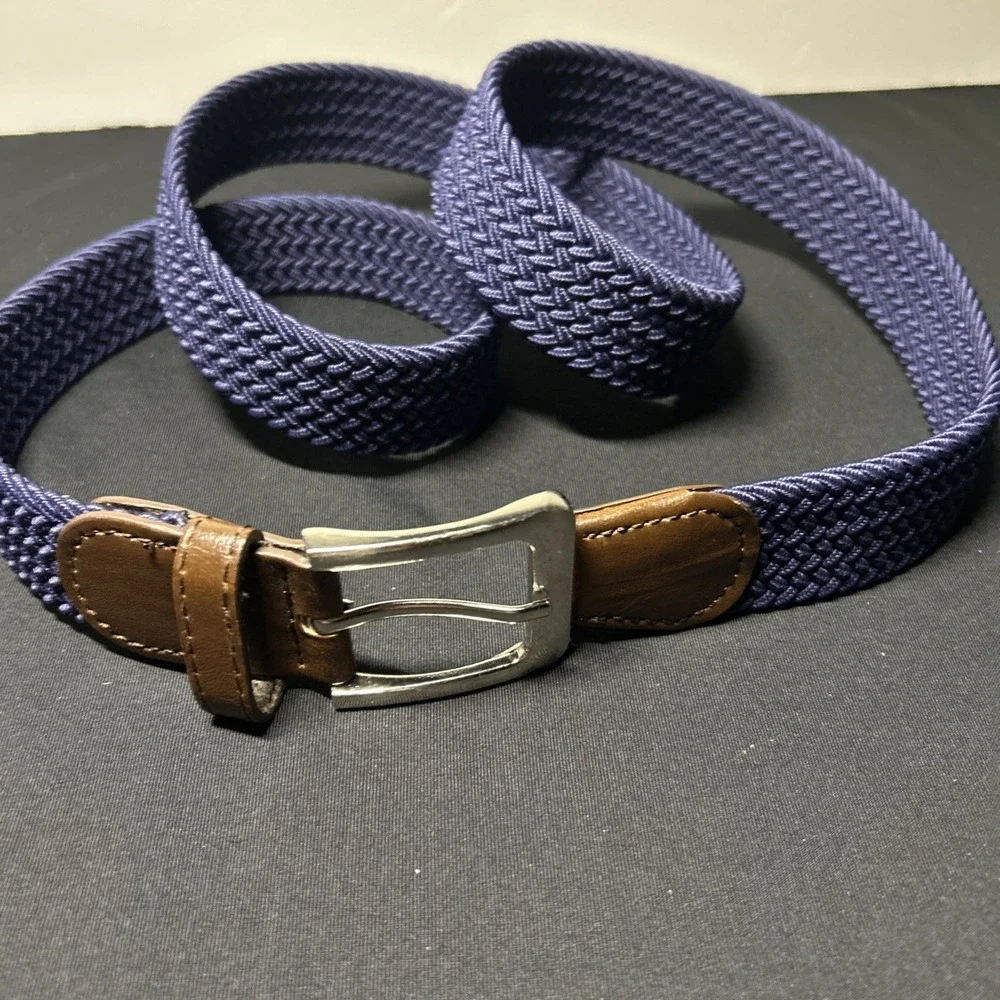 MENS BRAIDED NAVY ELASTIC STRETCH BELT 1.25 WIDTH W/ SILVER BUCKLE SIZE 44 b6